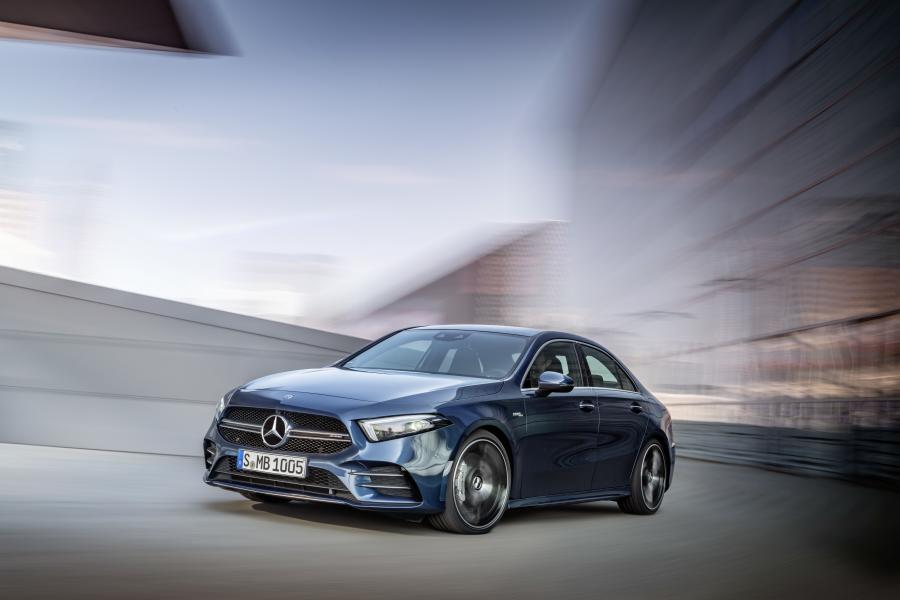  Mercedes-AMG A35 4Matic Sedan (V177) 2019 года  (WW) (фото 5 из 25)